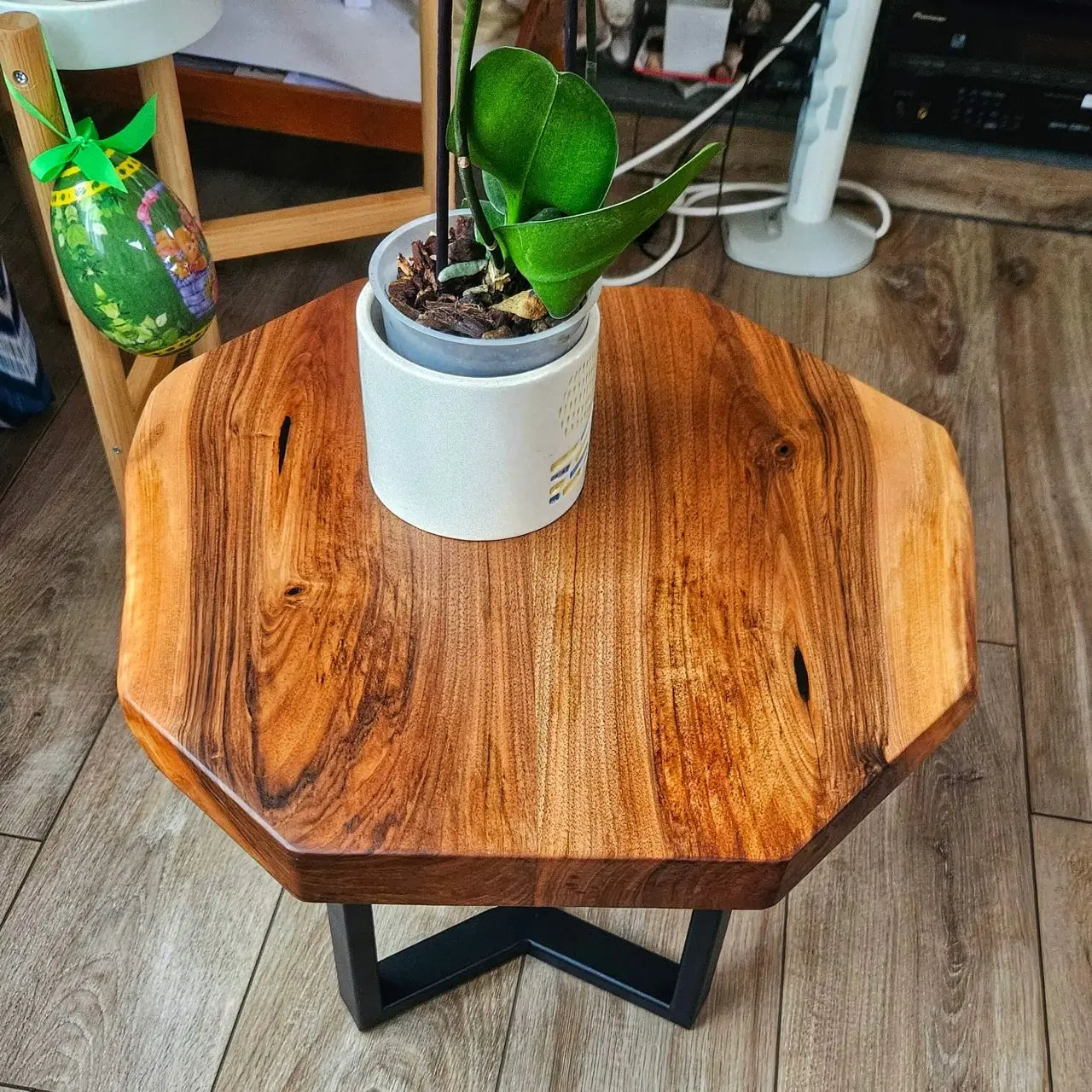 Комплект крайни маси - европейски орех