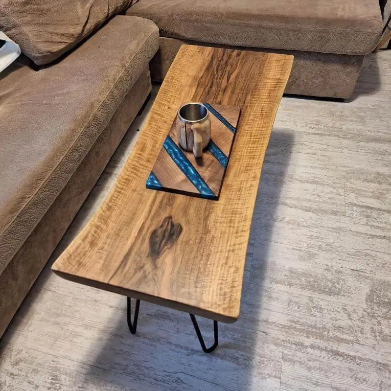 Холна маса - цяло парче европейски орех